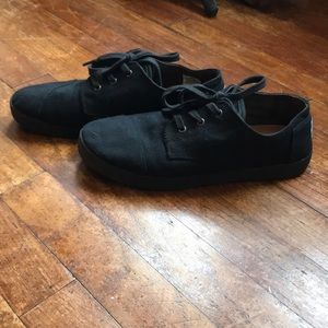 TOMS Cordones Sneaker Tennis Shoe